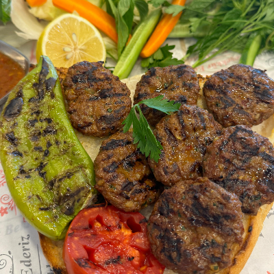Izgara Köfte Acılı