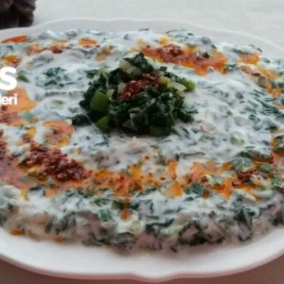 Yoğurtlu Terayağlı Pazı Salatası